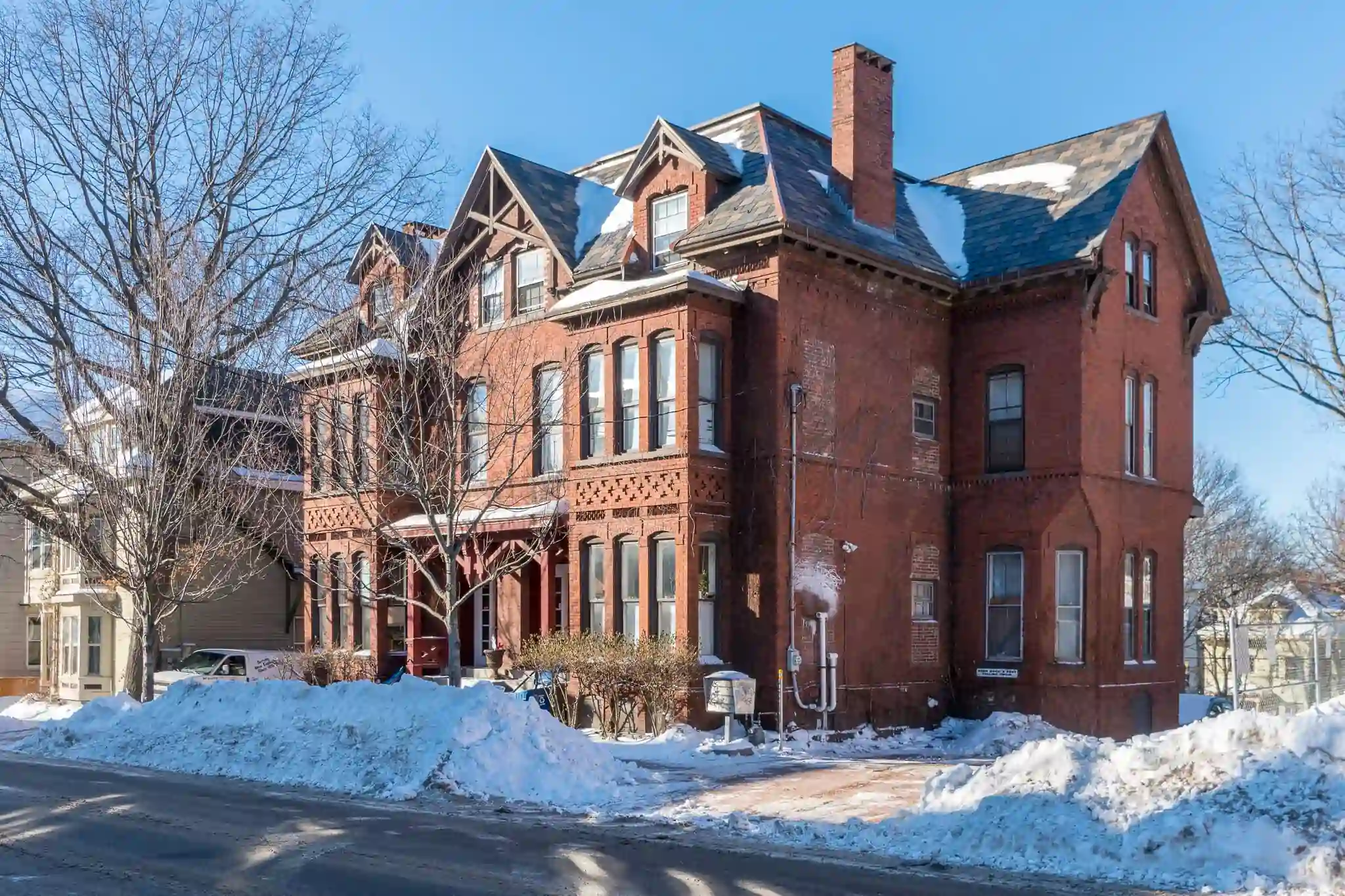 Cumberland Lofts apartment building at 461-463 Cumberland Ave, Portland Maine